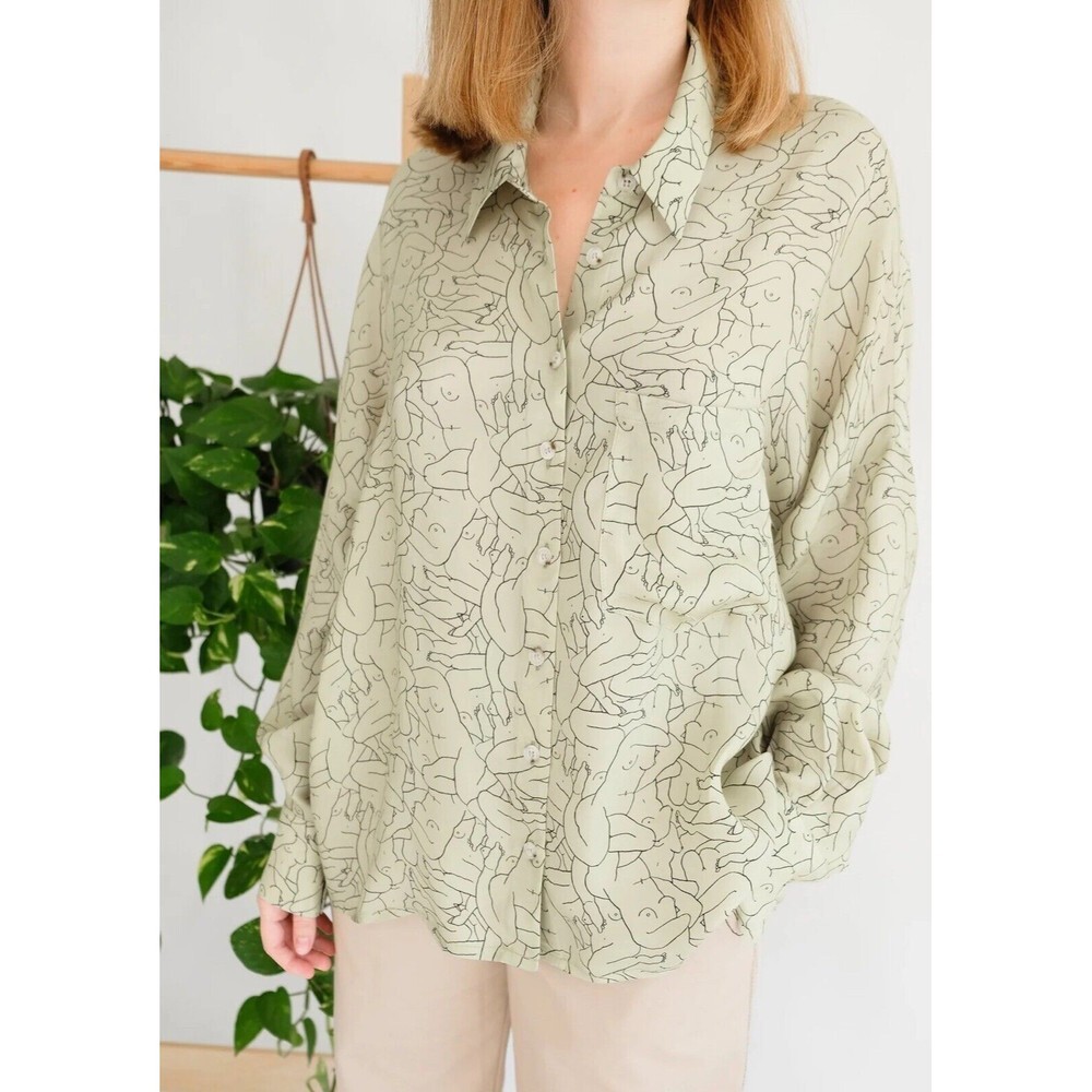 OhSevenDays Monday Marwa Illustrated Vegan Silk Boxy Blouse Green One‎ Size